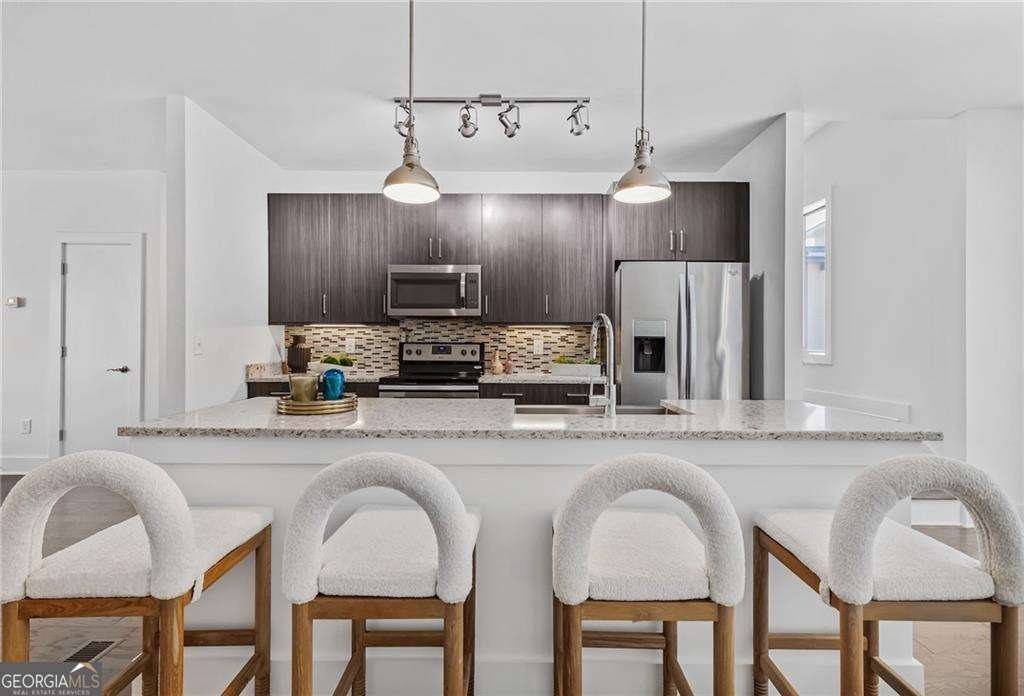 966 Moda Drive Atlanta - 5