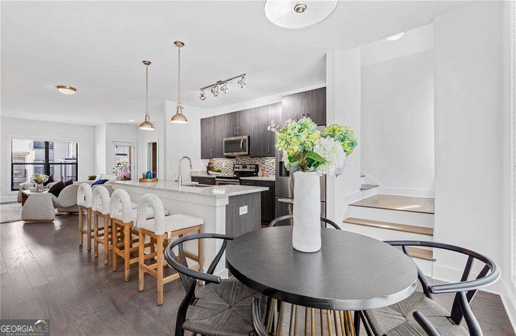 966 Moda Drive Atlanta - 8