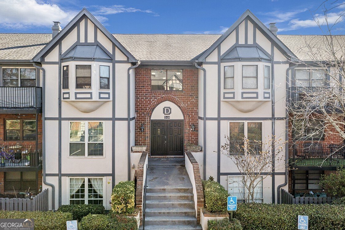 6851 Roswell Road Atlanta - 1