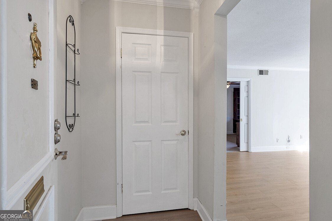 6851 Roswell Road Atlanta - 10
