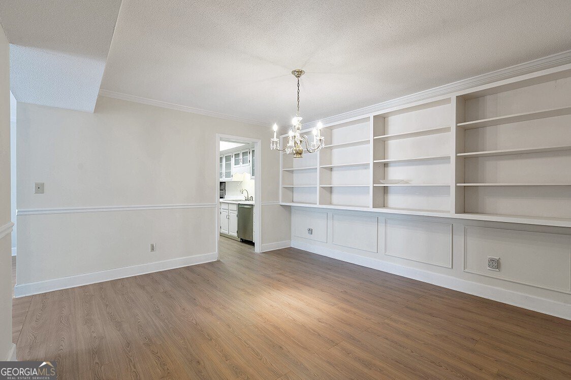 6851 Roswell Road Atlanta - 16
