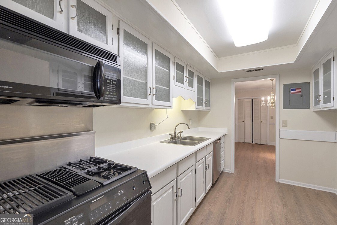 6851 Roswell Road Atlanta - 20