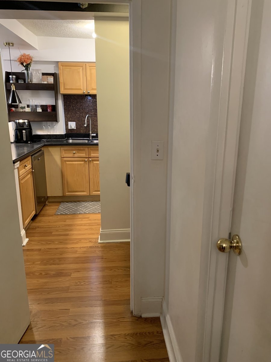 2479 Peachtree Road Atlanta - 17