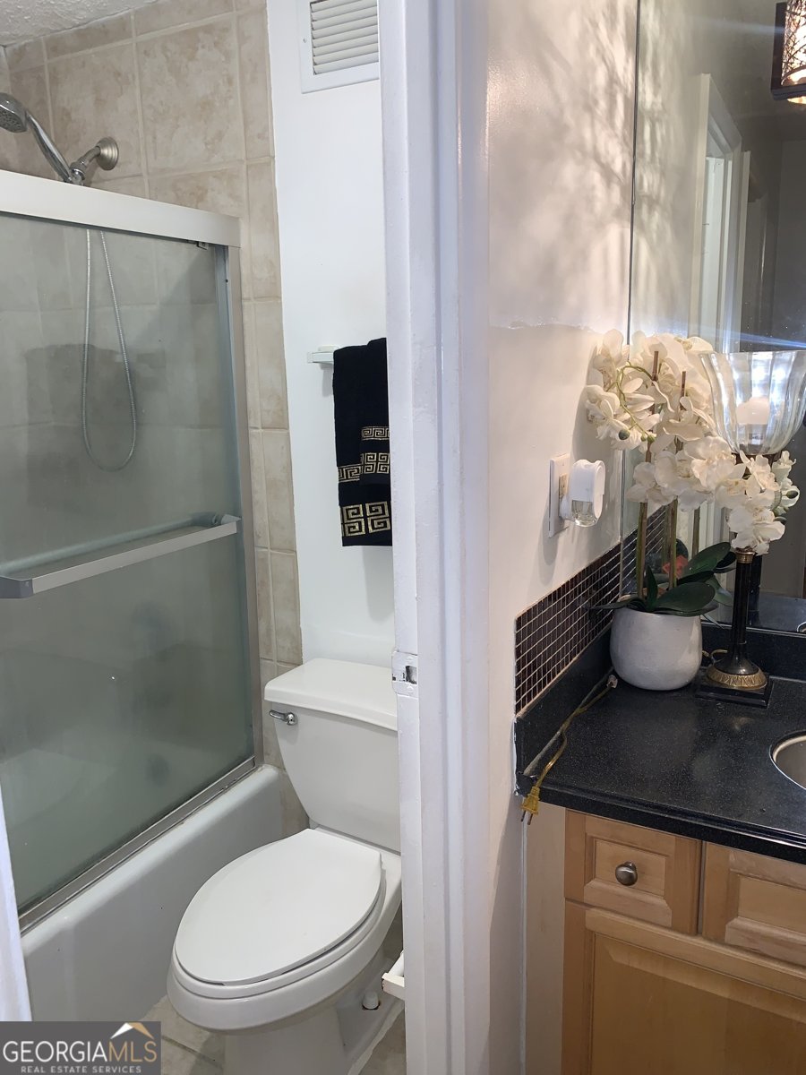 2479 Peachtree Road Atlanta - 19
