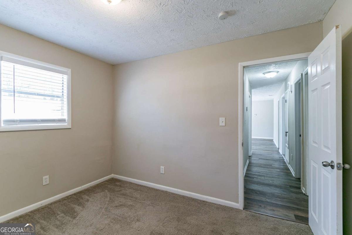 8775 Lee Road Lithia Springs - 15