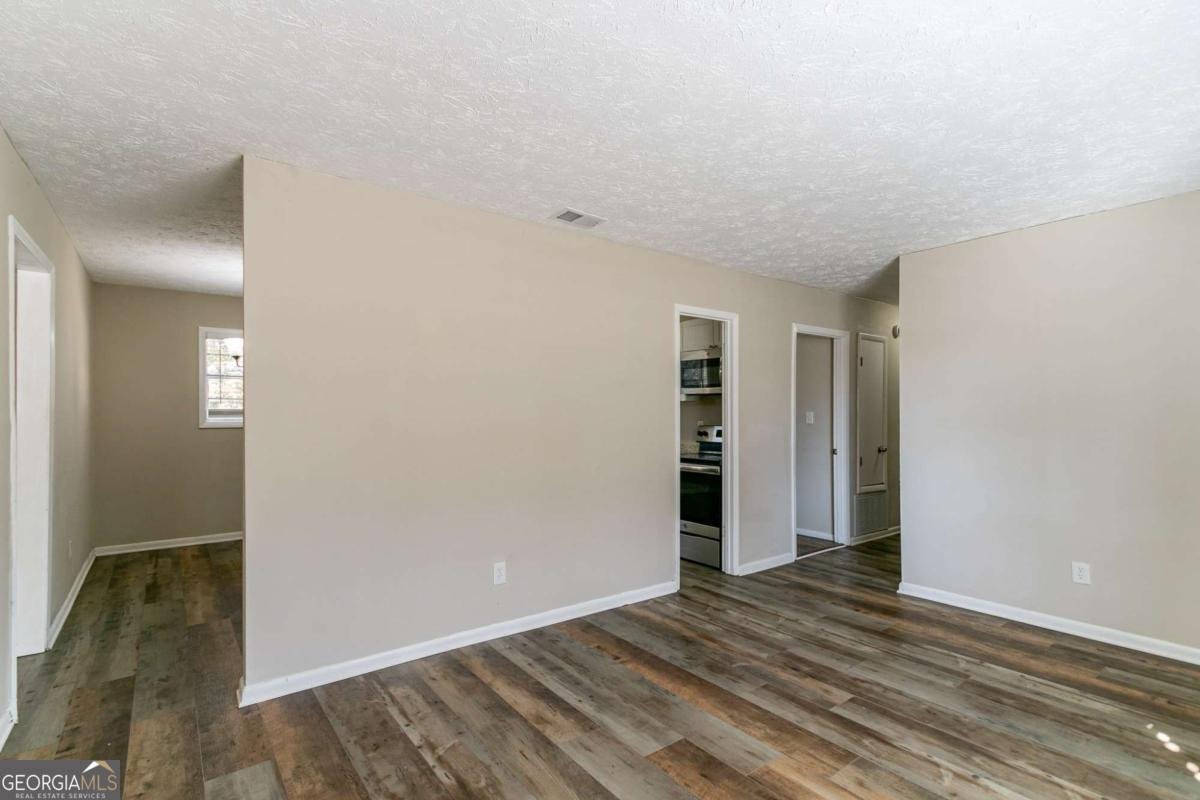 8775 Lee Road Lithia Springs - 9