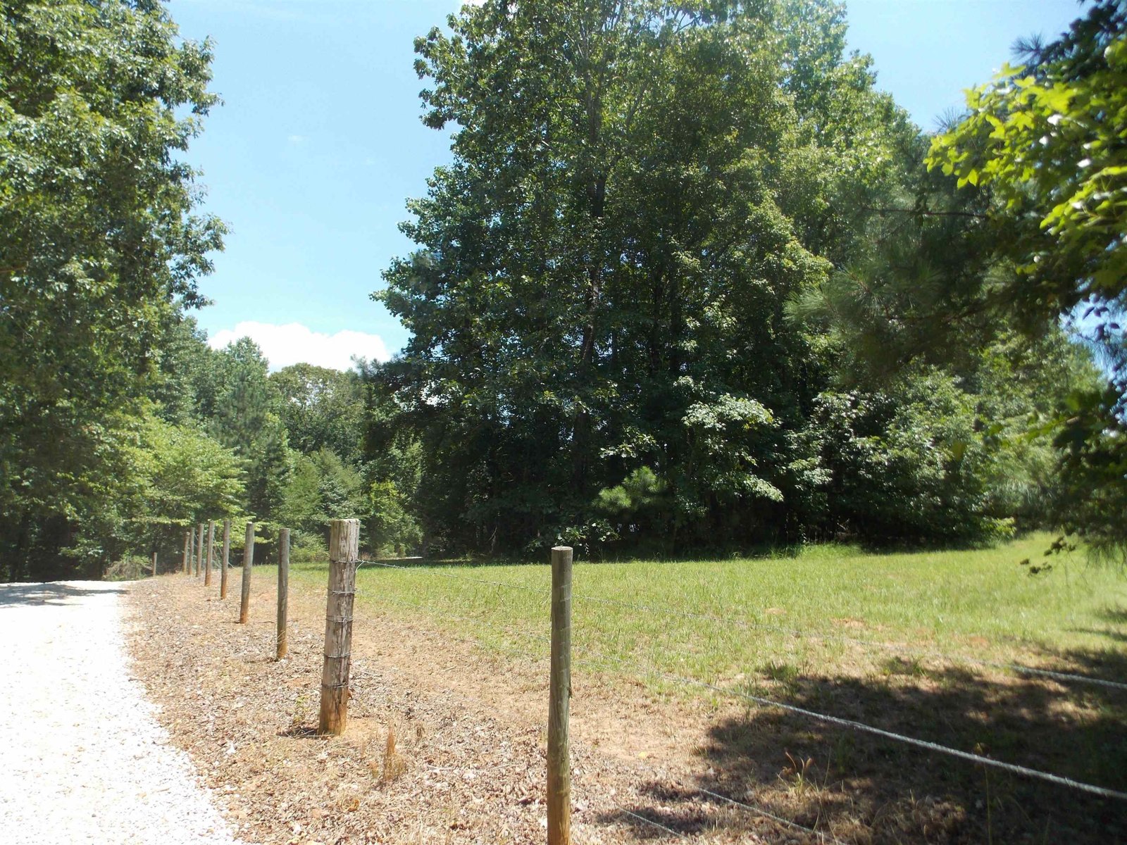 890 Ellis Road Monticello - 87