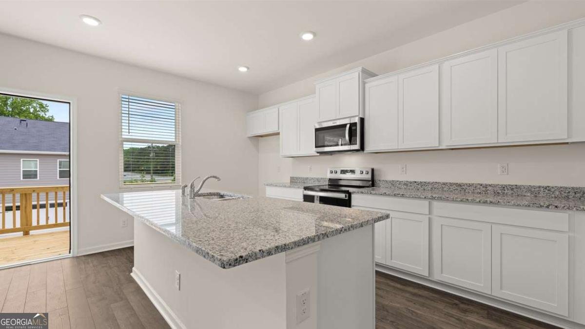 979 Cades Walk Lawrenceville - 12
