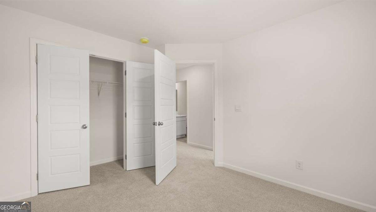 979 Cades Walk Lawrenceville - 33