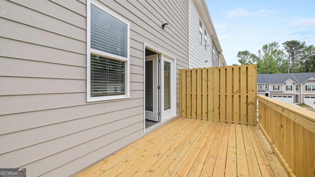 979 Cades Walk Lawrenceville - 44