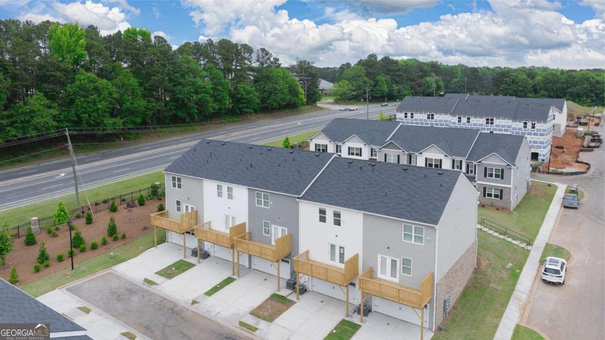 979 Cades Walk Lawrenceville - 45