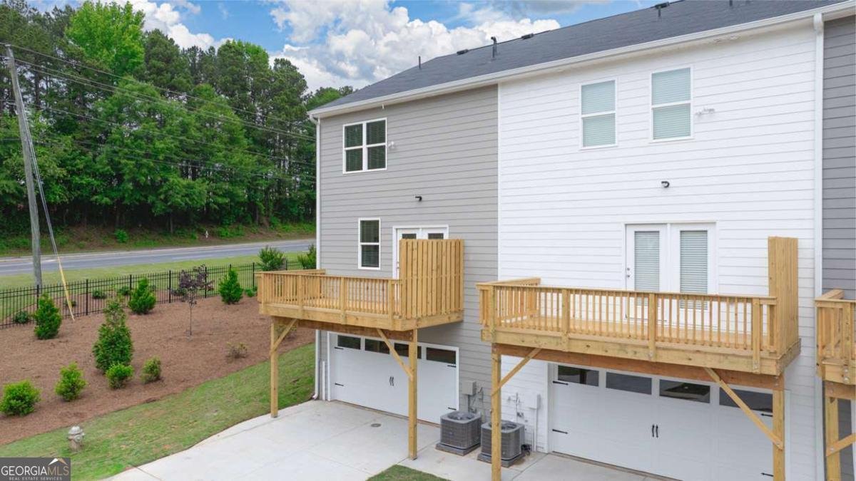 979 Cades Walk Lawrenceville - 49
