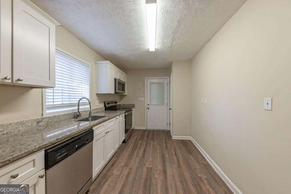 1852 Shamrock Drive Decatur - 6