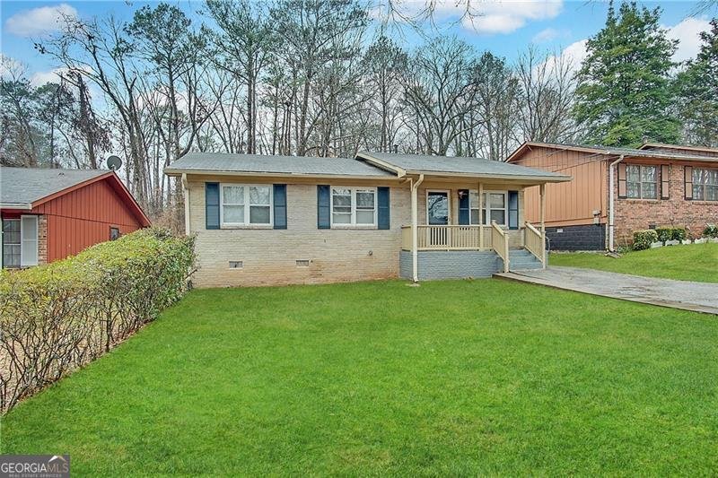 261 Howell Terrace Atlanta - 1