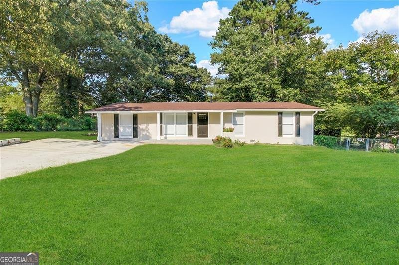 6069 Wisteria Lane Lithia Springs - 1
