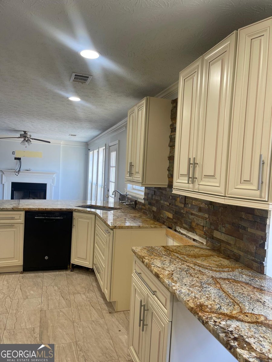 1276 Huntington PLace Circle Lithonia - 7