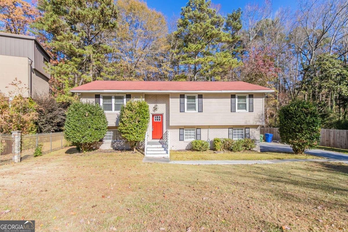 633 Larchmont Circle Atlanta - 1