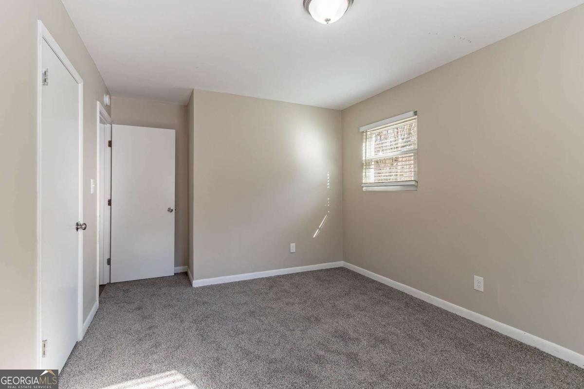 633 Larchmont Circle Atlanta - 16