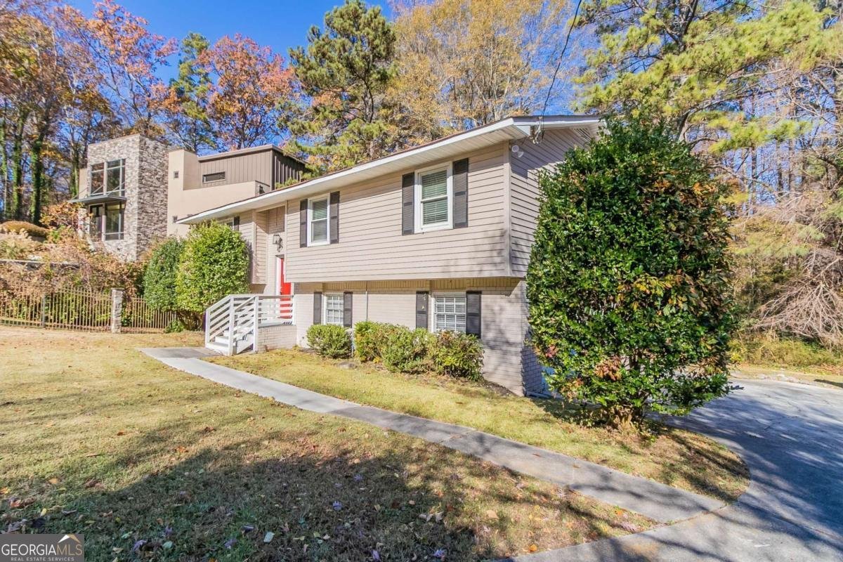 633 Larchmont Circle Atlanta - 3