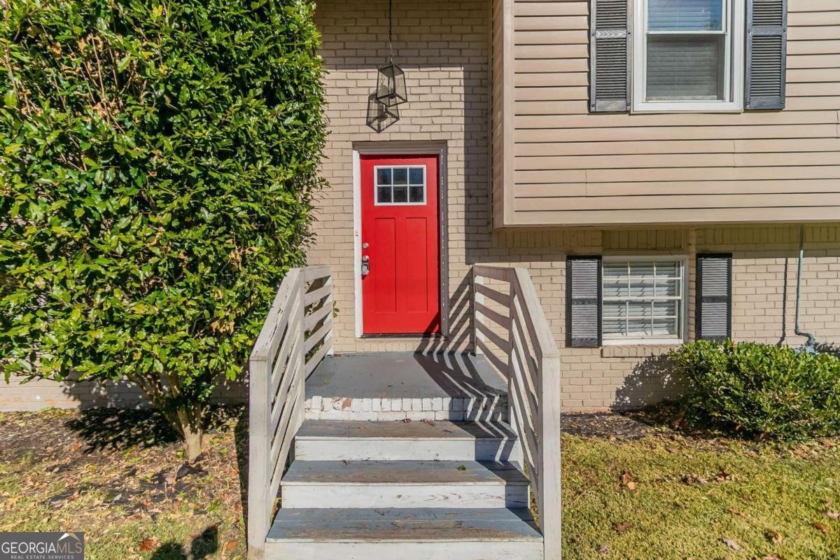 633 Larchmont Circle Atlanta - 4