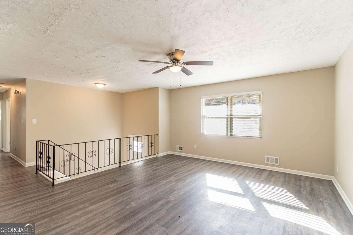 633 Larchmont Circle Atlanta - 7