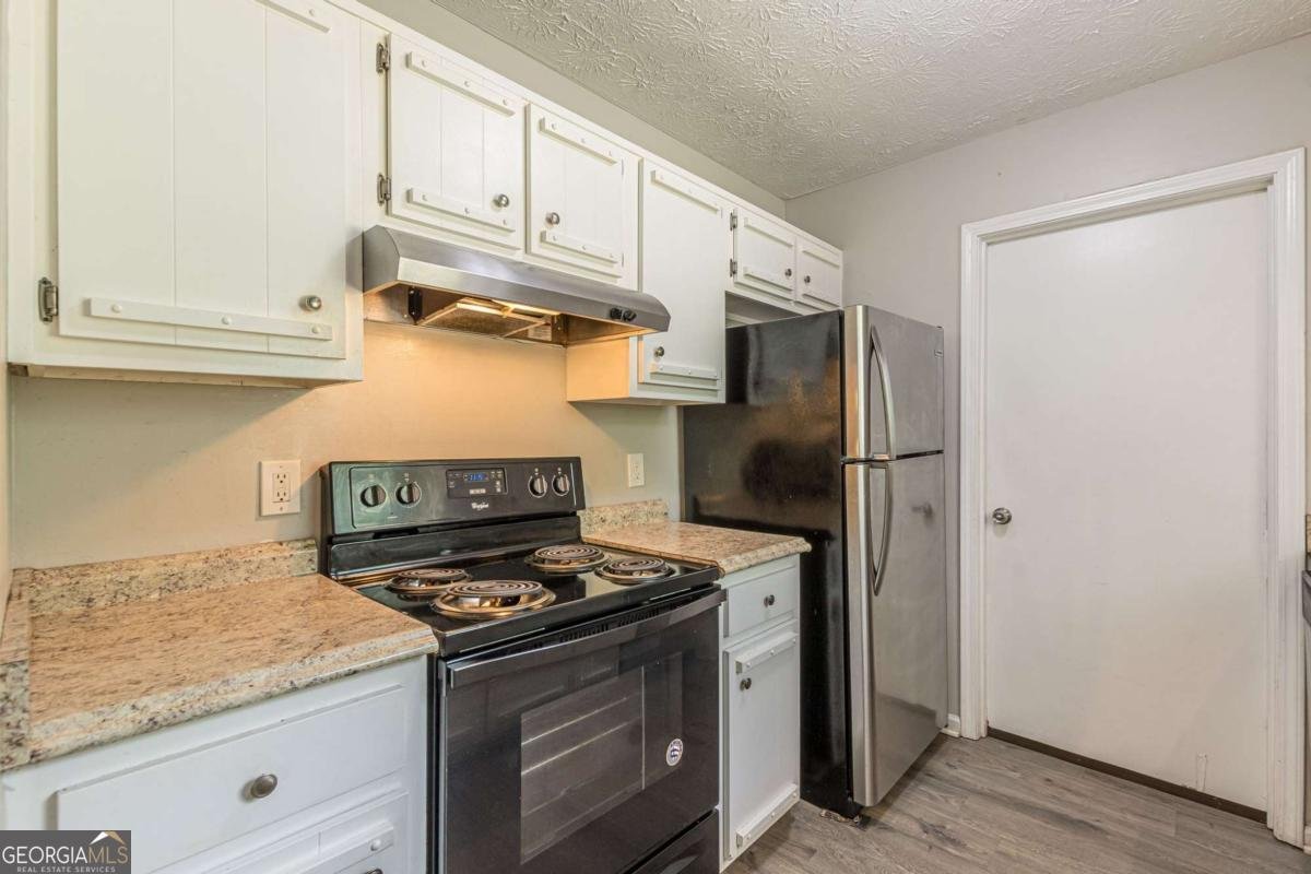 6226 Pine Lane Douglasville - 23