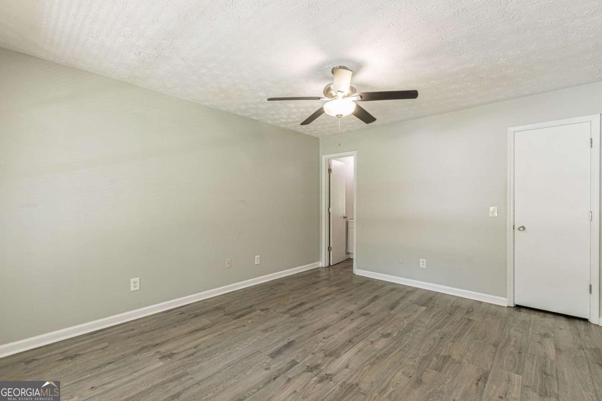 6226 Pine Lane Douglasville - 31