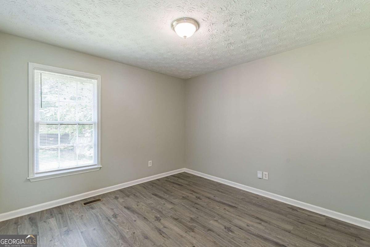 6226 Pine Lane Douglasville - 34