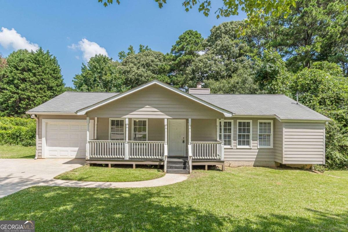 6226 Pine Lane Douglasville - 6