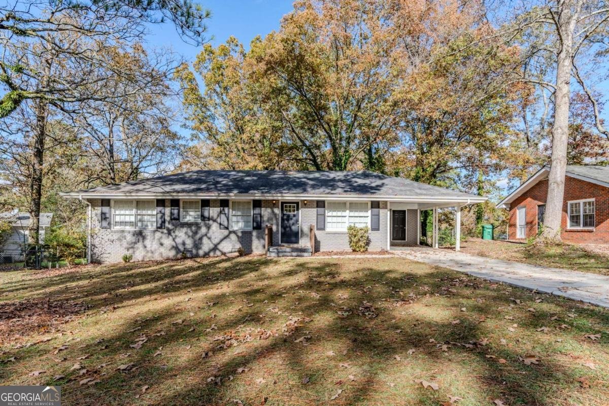 2126 River Road Ellenwood - 1
