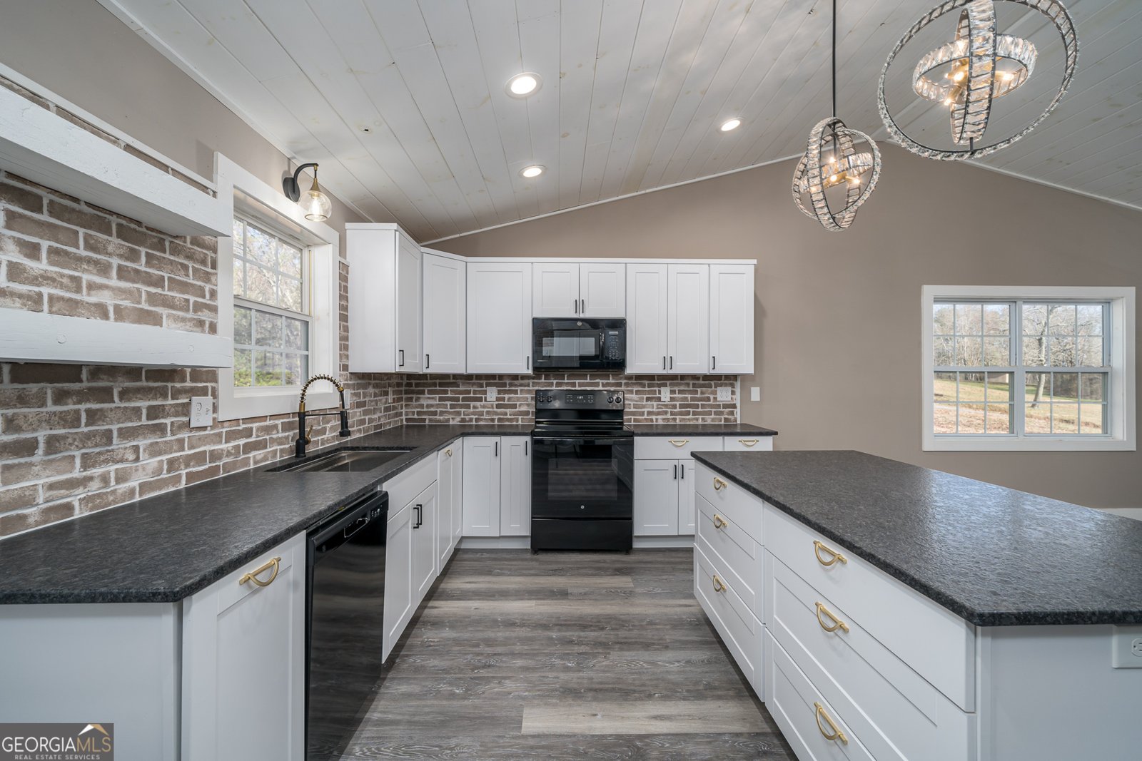 2865 Ada Street Blue Ridge - 11