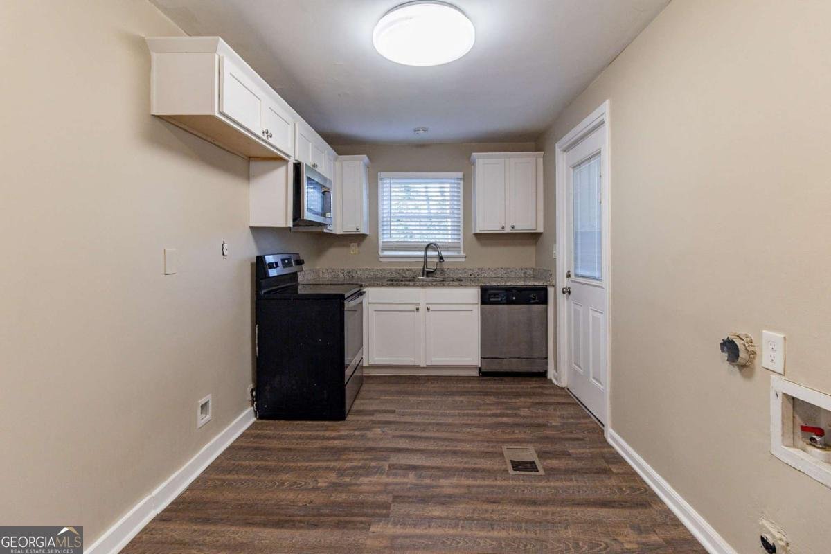 1807 Oakmont Drive Atlanta - 3