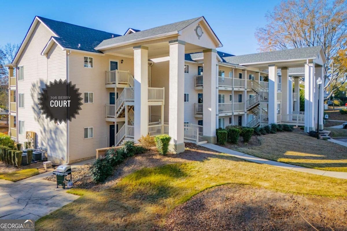 706 Berry Court Villa Rica - 1