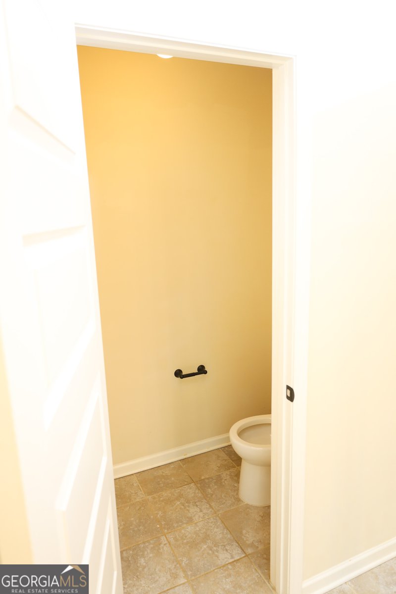 7940 White Oak Loop Lithonia - 52