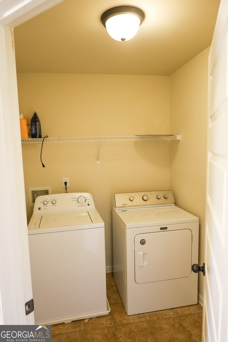 7940 White Oak Loop Lithonia - 55