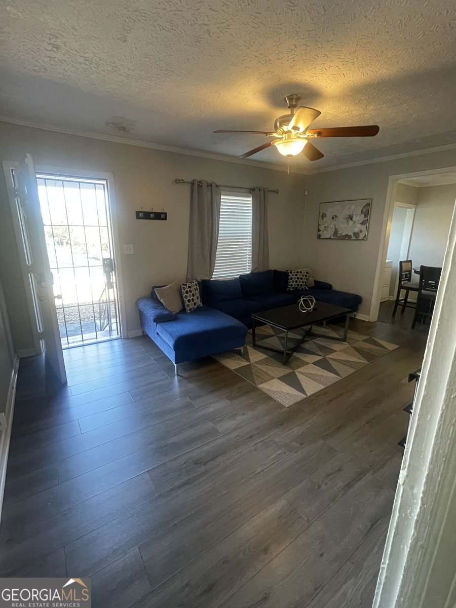 534 Hamilton E Holmes Drive Atlanta - 4