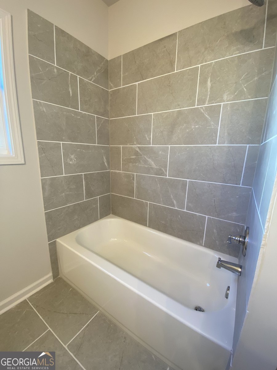 198 Meadows Drive Bethlehem - 24