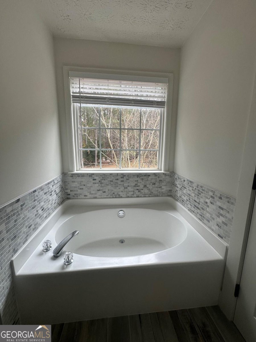 360 Chestnut Drive Covington - 28