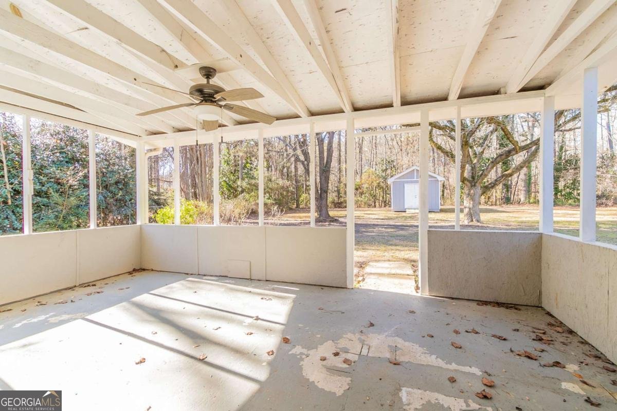 8661 Chestnut Lane Lithia Springs - 22