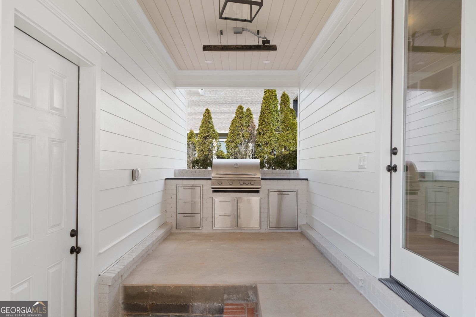 1358 Veranda Park Drive Madison - 44