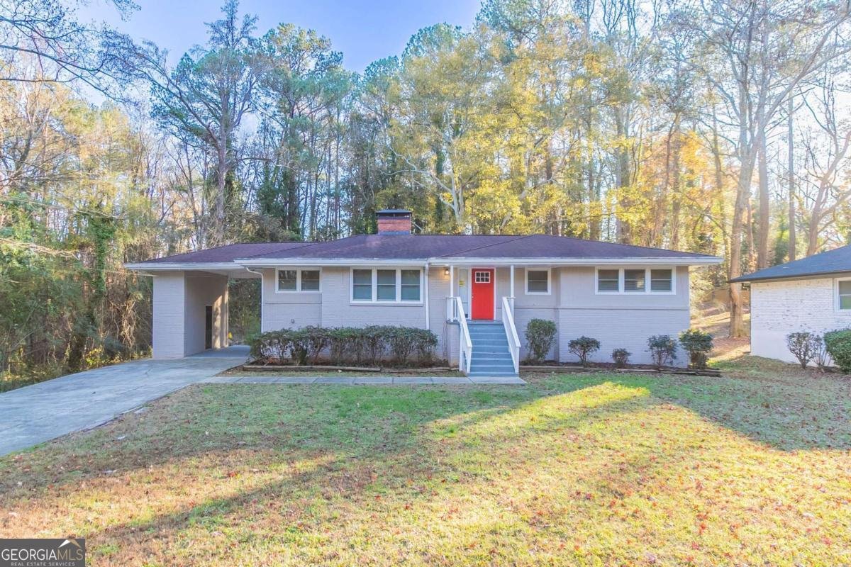 2836 Hedgewood Drive Atlanta - 1