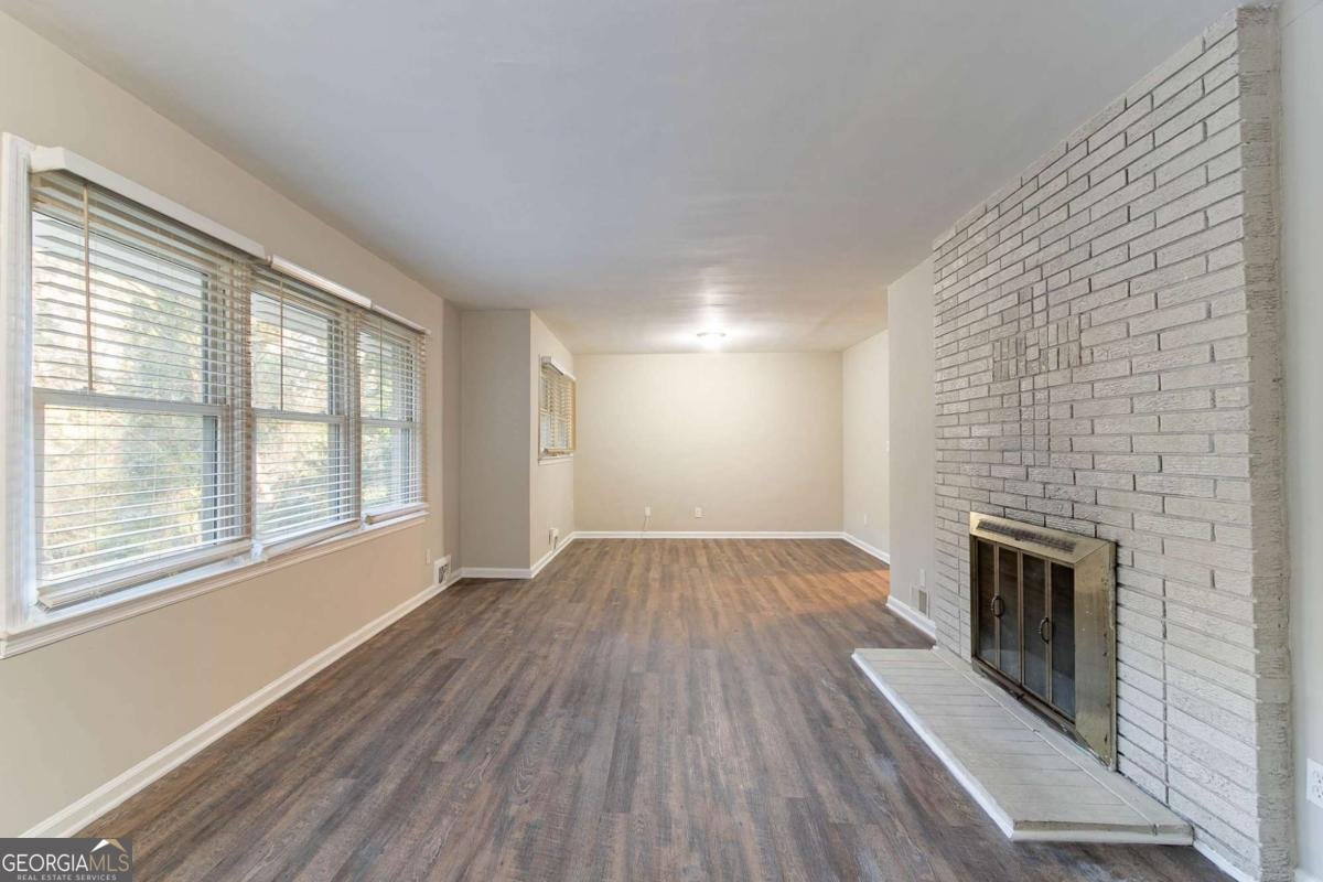 2836 Hedgewood Drive Atlanta - 3