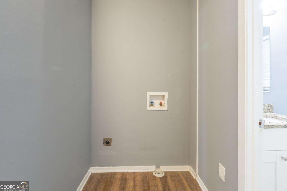 3597 Fairlane Drive Atlanta - 22