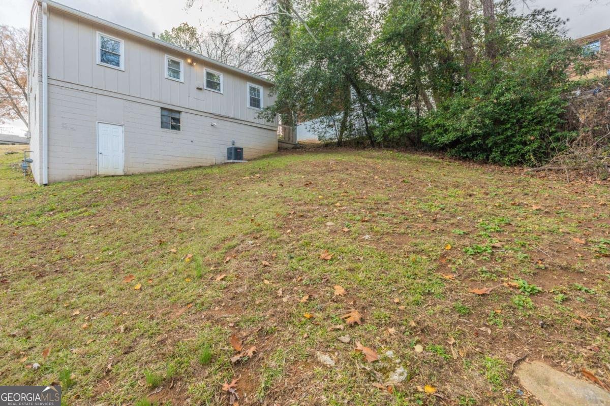 3597 Fairlane Drive Atlanta - 24