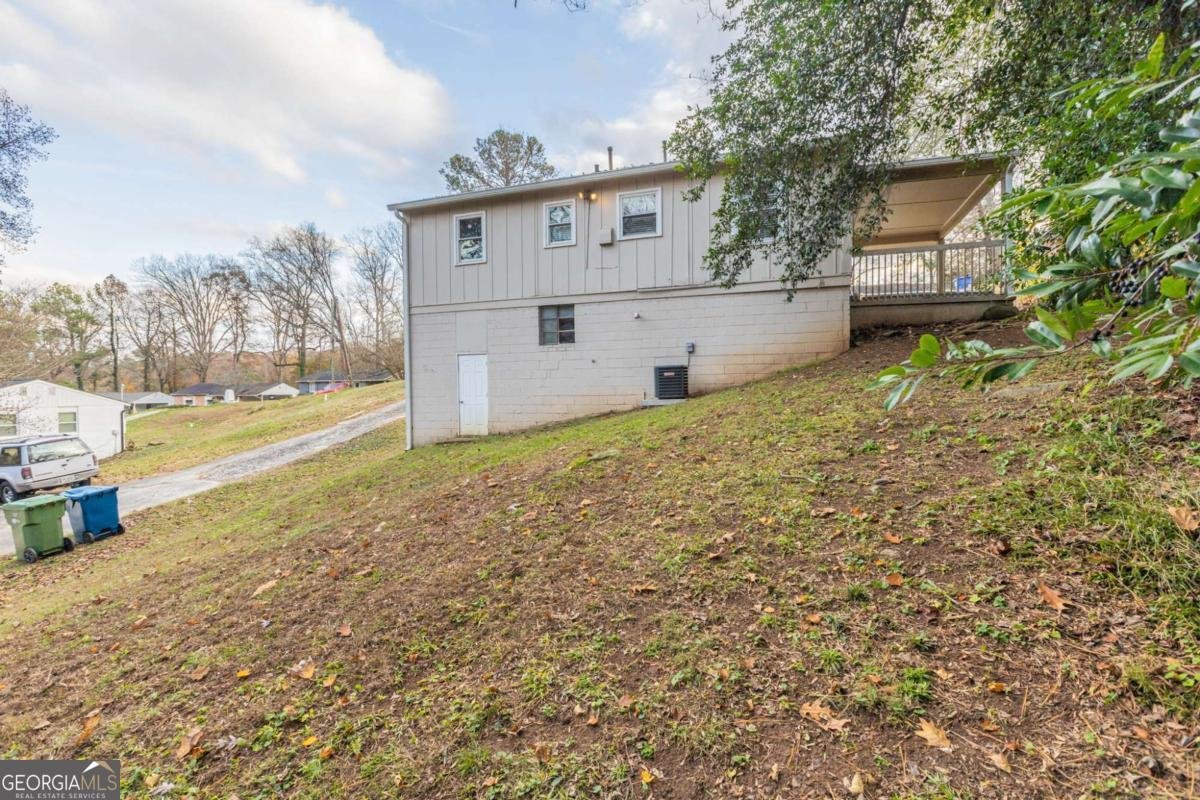 3597 Fairlane Drive Atlanta - 25