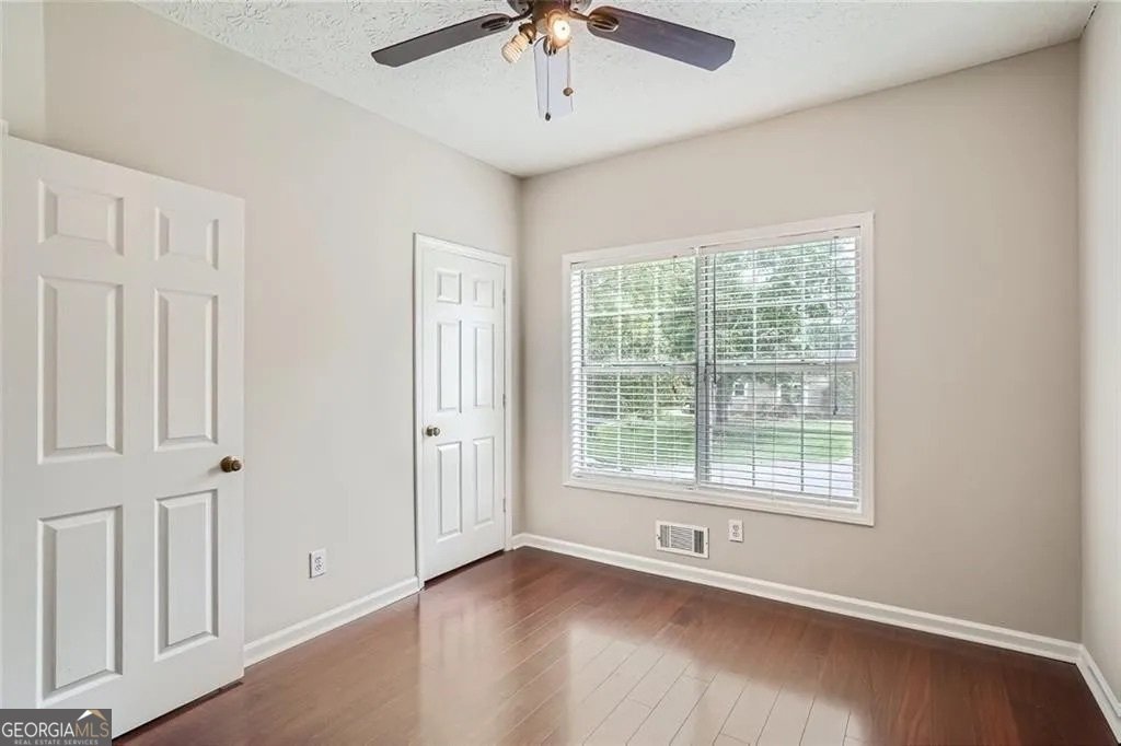 5046 SUNBROOK Drive Acworth - 24