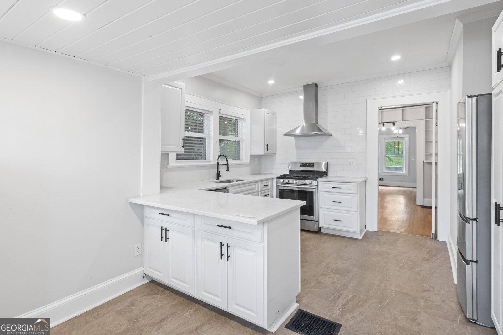1015 Deckner Avenue Atlanta - 18