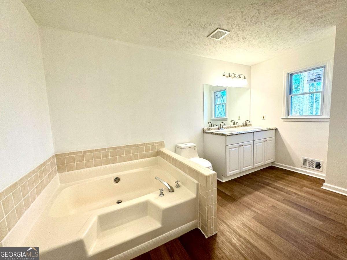 3945 Peninsula Court Lawrenceville - 30