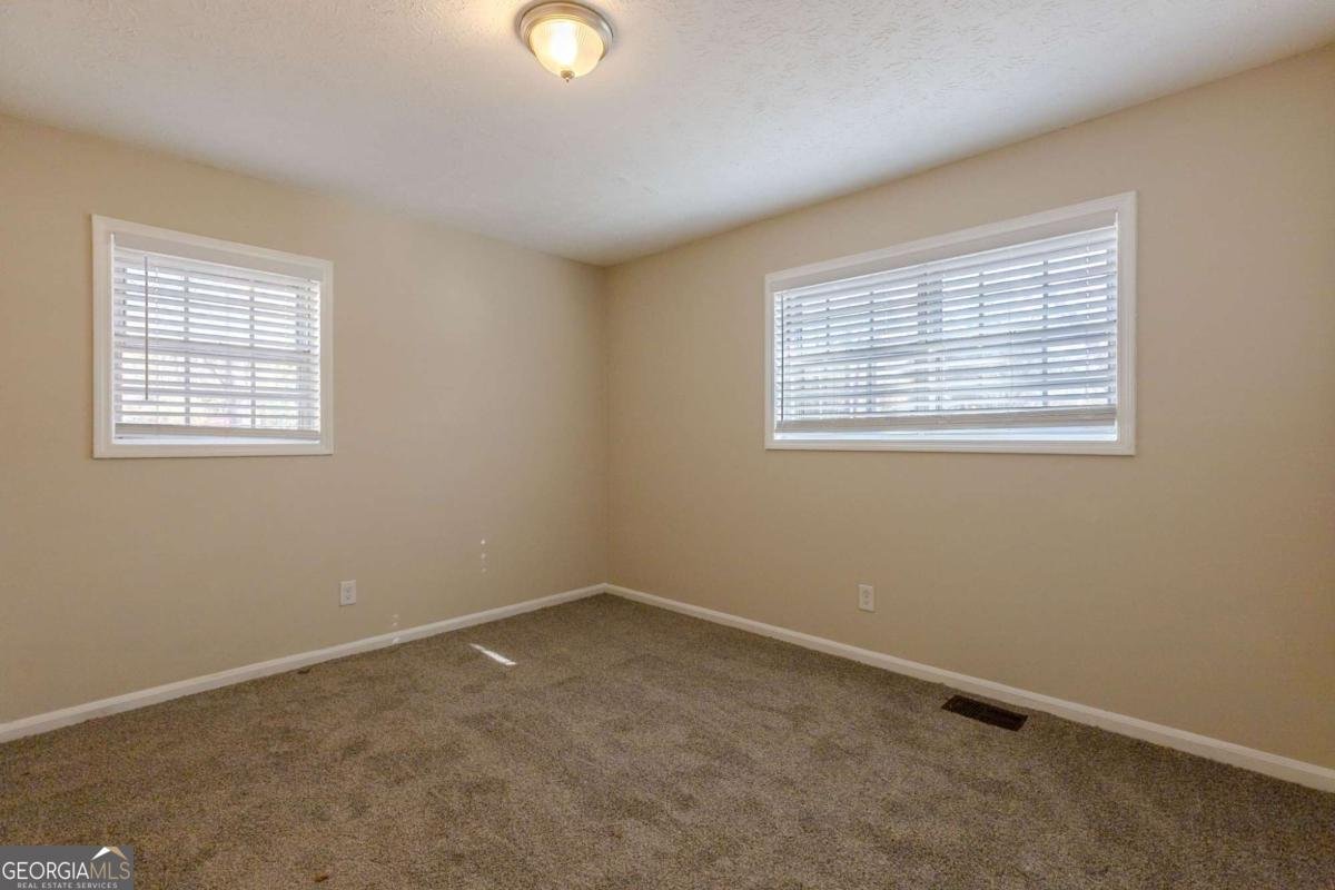 4731 Kings Highway Douglasville - 16