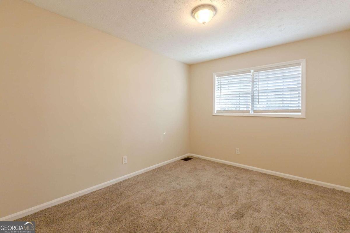 4731 Kings Highway Douglasville - 18
